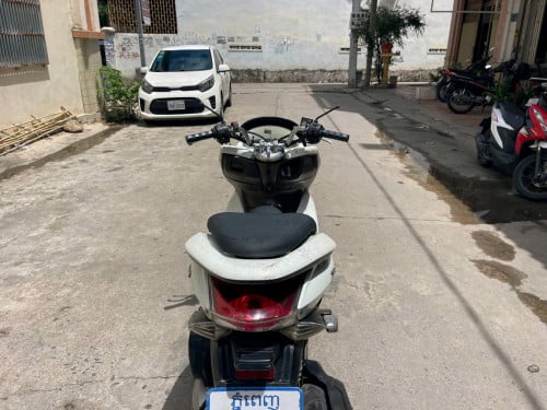 Pcx 012