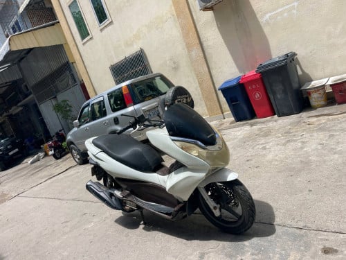 Pcx 012