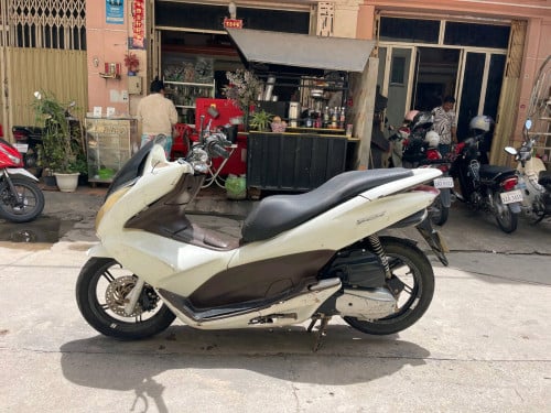 Pcx 012