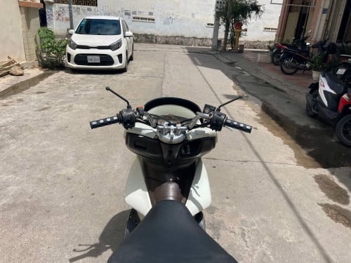 Pcx 012