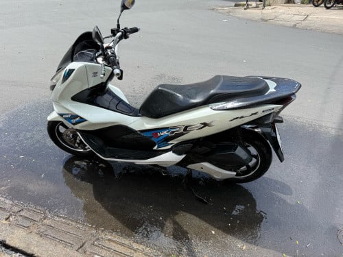 Pcx 150cc មានពន្ធ