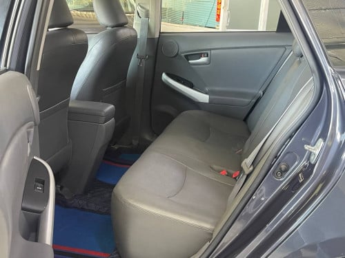 Prius 010 option 4 solar សូម ចុចលីងខាងក្រោមដើម្បើសួរពត៍មានបន្ថែម