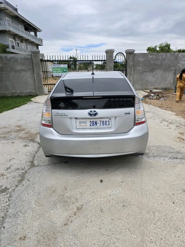 Prius 011 option 3 ម្ចាស់ដើម លក់