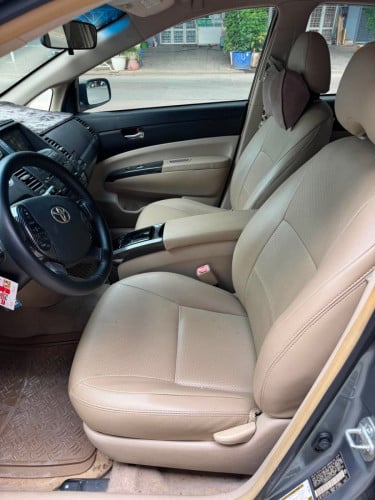 Prius 05 អាគុយ2014 ពណ៌ប្រផេះ