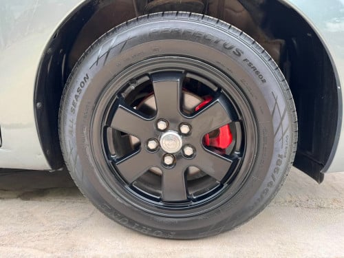 Prius 05 អាគុយ2014 ពណ៌ប្រផេះ
