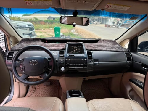 Prius 05 អាគុយ2014 ពណ៌ប្រផេះ