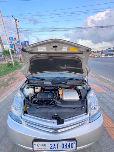 Prius 2006 លក់ប្រញាប់10200$ចចារ