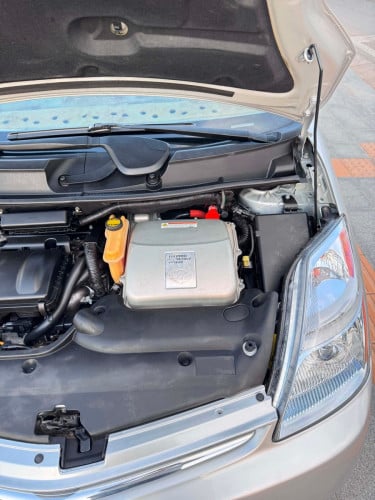 Prius 2006 លក់ប្រញាប់10200$ចចារ
