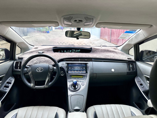 Prius 2011 option2 លេងហើយអស់ សុីនមួយជុំ ម្ចាស់ដើម