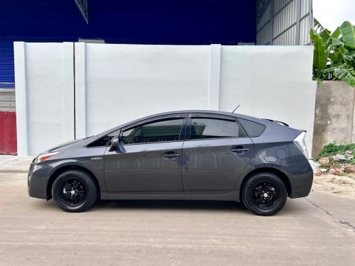 Prius 2011 option2 លេងហើយអស់ សុីនមួយជុំ ម្ចាស់ដើម