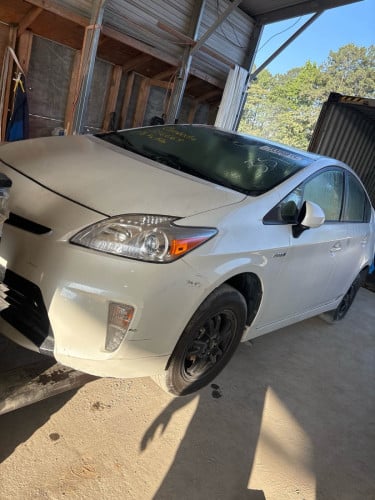 Prius 2012 នាំចូលពីអាមេរិក សាងតែ15+