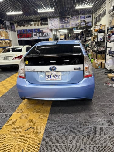 Prius 2013 plug in op3 តំលៃ15500$ 0962217778/092696983