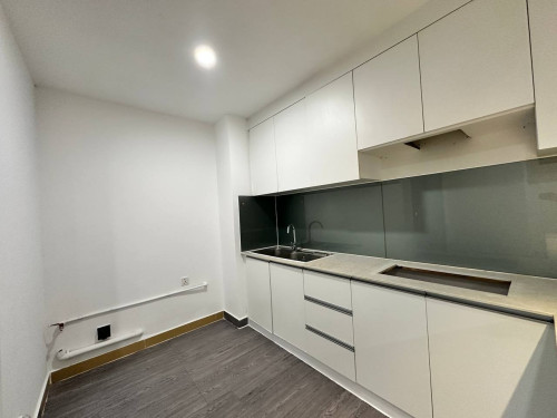 RESELL CONDO NEGOTIABLE (Complete Documents)