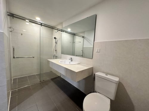 RESELL CONDO NEGOTIABLE (Complete Documents)