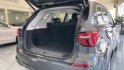 ROEWE RX5 PLUS