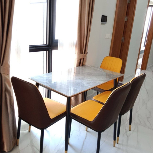 Royal PlatinumTK Available for Rent