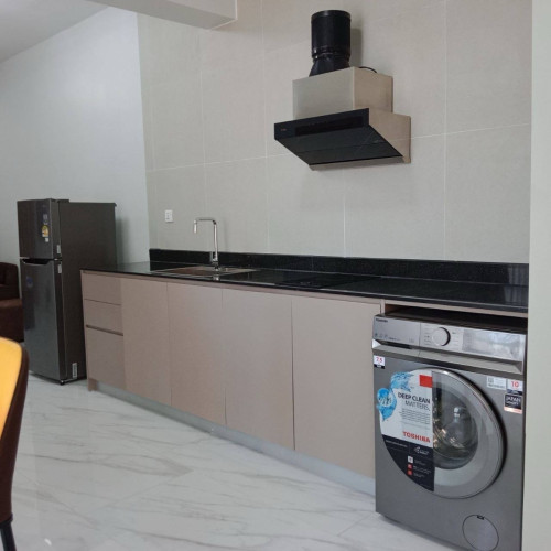 Royal PlatinumTK Available for Rent