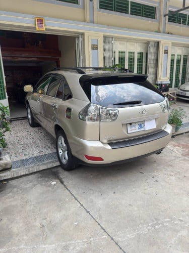 RX330ឆ្នាំ05ប៉ុង1ឡាននៅថ្មី