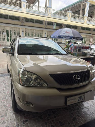 RX330ឆ្នាំ05ប៉ុង1ឡាននៅថ្មី