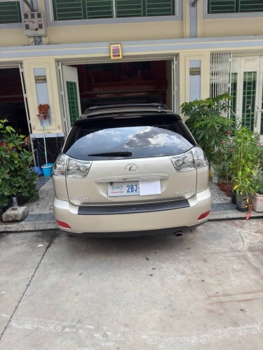 RX330ឆ្នាំ05ប៉ុង1ឡាននៅថ្មី