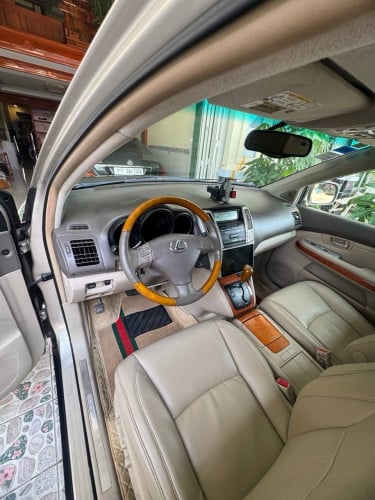 RX330ឆ្នាំ05ប៉ុង1ឡាននៅថ្មី