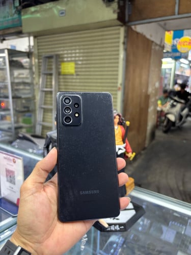 Samsung A72 256G Ram8G Sim2 Global ដានតិចៗ