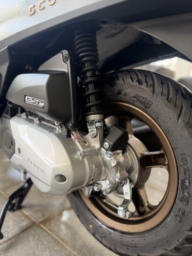 Scoopy 2025 Smart key សោរពីរគ្រាប់ ម៉ូតូស្អាតកឹបលេខដូចថ្មី99%