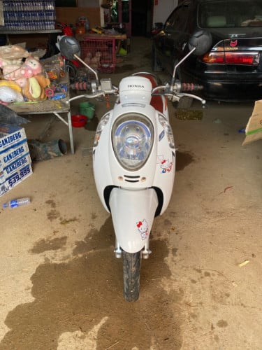 Scooy014ឯកសាគ្រប់ម៉តូស្អាតម៉ាស៊ីនស្ងាត់ជិះស្រួលទីតាំងបាត់ដំបង