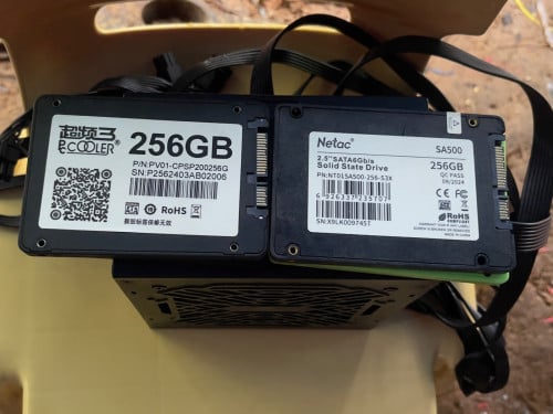 Sell RAM DDR432GBx4 &M2 XPG 512GB &SSD 256GB