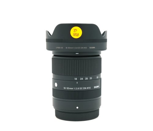 SIGMA 18-50mm F/2.8 DC DN ( FUJIFILM )