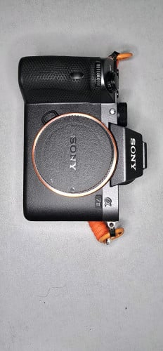 Sony A7iii Len 24-105 f4