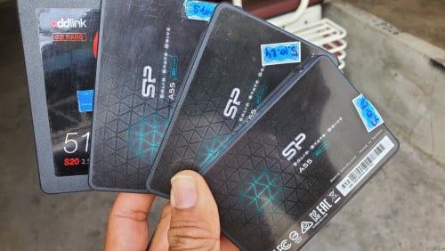 SSD 512GB មួយទឹកនៅស្អាត ដើរលឿន