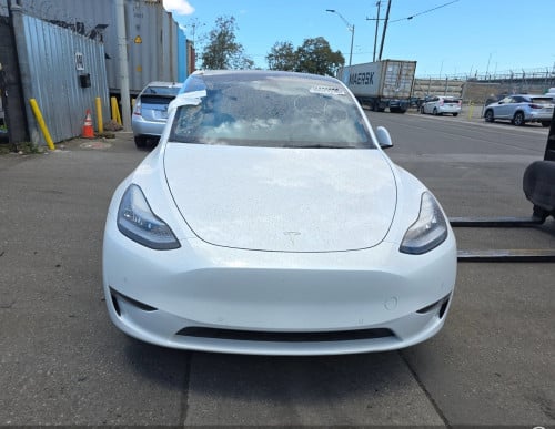 Telsa Model Y 2021 Long Range 520Km