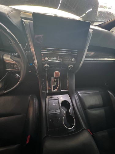 Toyota ALPHARD 2017VIP full option Royal Lounge UP Lexus LM350