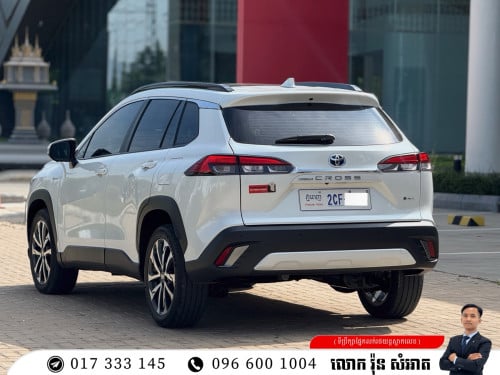 TOYOTA COROLLA CROSS HEV 2024