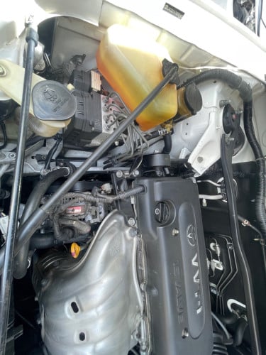 Toyota Highlander 2004 V4 ប៉ុង1 កៅអី3ជួរ ក្នុងលឿង ផ្លាកលេខ PP 2AW xxxx
