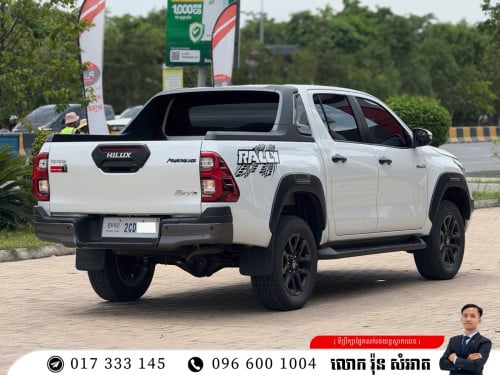 TOYOTA HILUX REVO RALLY 2025