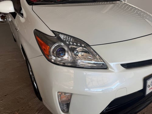 Toyota Prius 2012