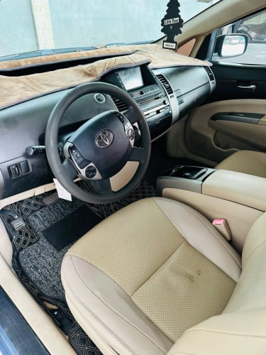 Toyota Pruis 05 full