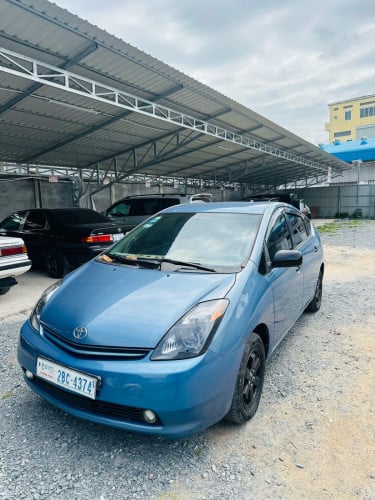 Toyota Pruis 05 full
