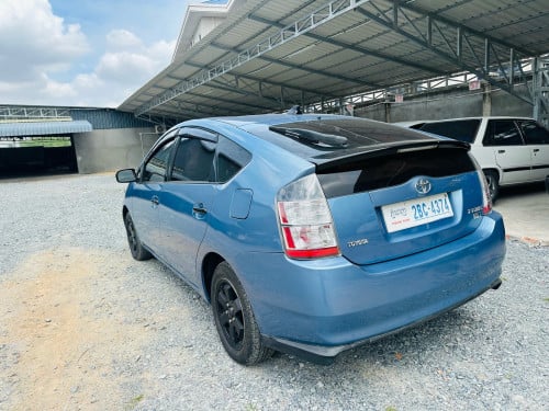 Toyota Pruis 05 full