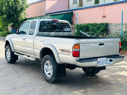 TOYOTA TACOMA 2004 P2