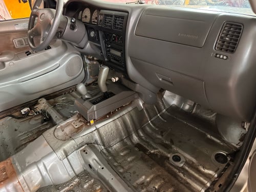 TOYOTA TACOMA 2004 P2