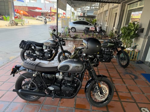 Triumph T120 Black 2025 99%