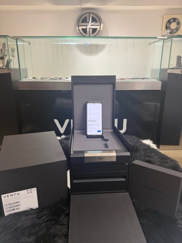 Vertu Agent Q mix Gold