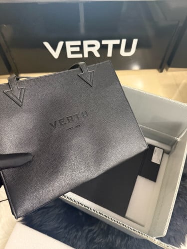 Vertu Agent Q mix Gold