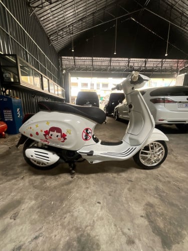 Vespa 022 ABS 125cc មួលហោះ
