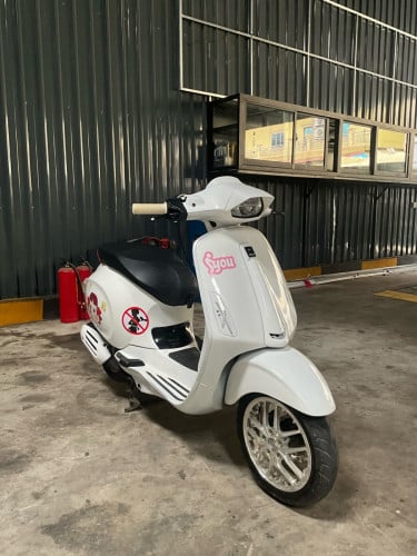 Vespa 022 ABS 125cc មួលហោះ