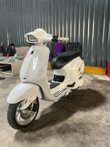 Vespa 022 ABS 125cc មួលហោះ