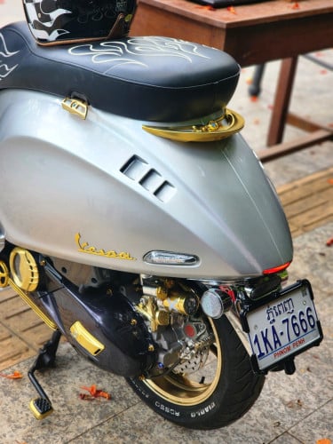 Vespa 2024 155cc fully custom